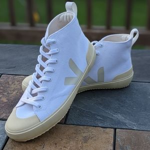 Veja Nova HT Canvas Men's White Casual Athletic Lifestyle Sneakers Shoes Size 9